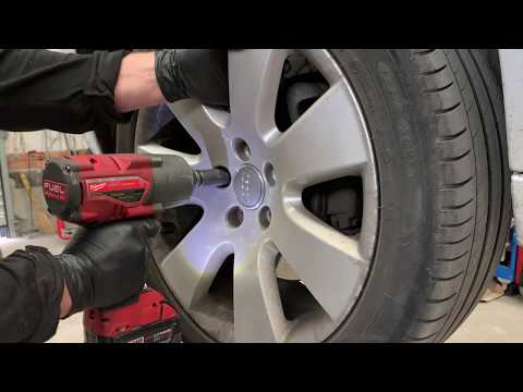 Видео: Как снять и поставить тормозной суппорт  на Audi A6 C6 3.2 FSI Quattro