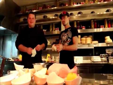 Видео: Дима Билан готовит новогоднего гуся