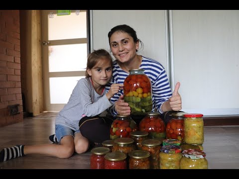 Видео: Целый день собираем урожай и делаем закатки.