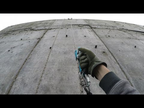 Видео: Урок и первый опыт промышленного альпинизма.