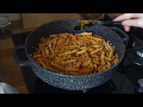 Видео: Секрет приготовления соевого мяса / Гуляш из соевого мяса