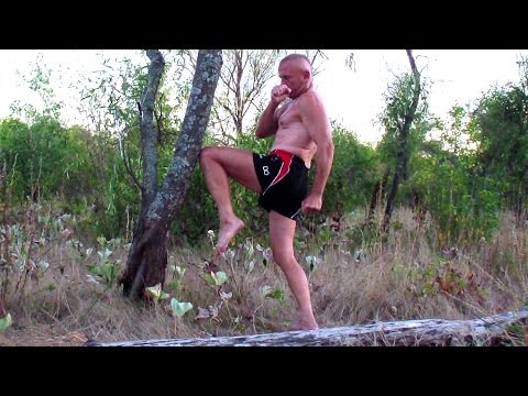 Видео: №6. Куда надо бить: как научиться видеть открытые места в защите противника. 2-й курс самообороны