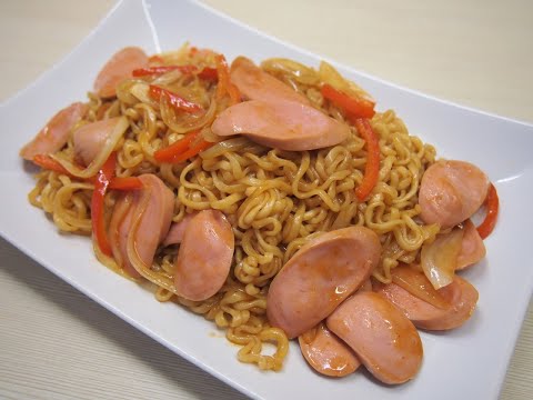 Видео: 50 оттенков рамёна: выпуск #26 Со Я Поккым рамён (쏘야볶음라면) - рамён с сосисками и овощами.