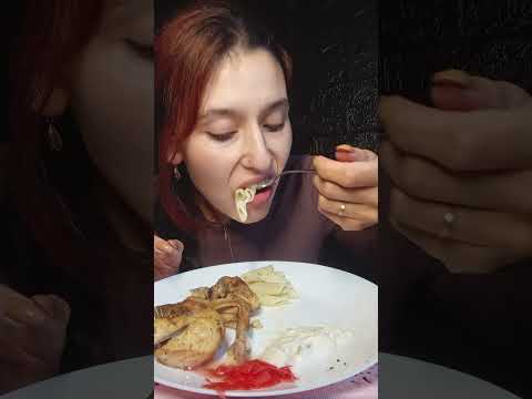 Видео: МУКБАНГ📍МАКАРОНИ 📍МЯСО 📍СОУС 