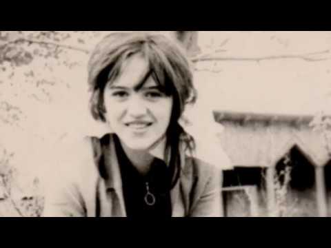 Видео: В. Трепьев.   «Я опускаюсь на колени».