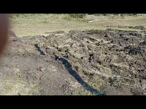 Видео: установка металлических столбов для ограждения земельного участка.