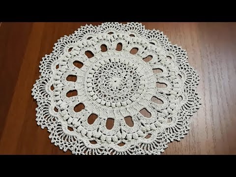 Видео: Салфетка ,,Совершенство,, крючком. 2Часть.