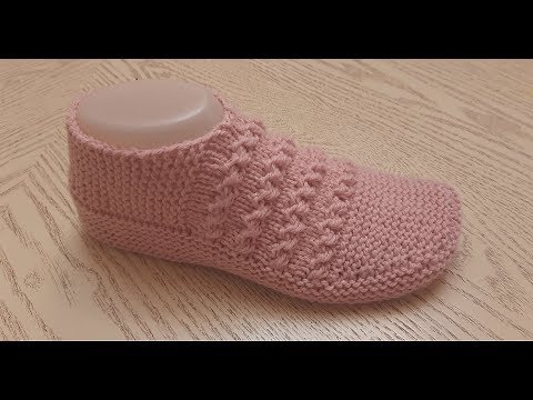 Видео: Классные , удобные тапочки-следки на двух спицах № 54./PATIK MODELLERI