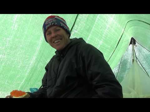 Видео: Одна через Чукотку. Часть 15. Страшная Мечигменская тундра. Alone through Chukotka. Part 15.