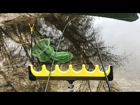 Видео: ОНА ЕЩЁ И ЛОВИТСЯ! Зимняя рыбалка на Фидер в Декабре! Особенности рыбалки на фидер зимой!