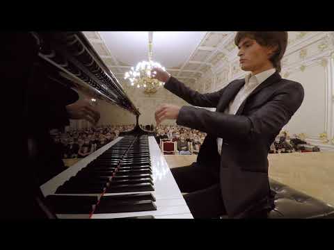 Видео: Илья ПАПОЯН (фортепиано) - 11-й Международный фестиваль камерного исполнительства "Серебряная лира"