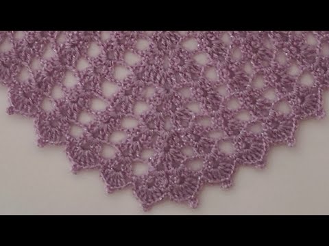 Видео: Как связать треугольную шаль крючком - Легкая шаль крючком, Схема шарфа для начинающих -Вязание шали