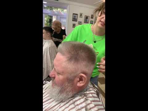 Видео: Tony Barbershop в прямом эфире!