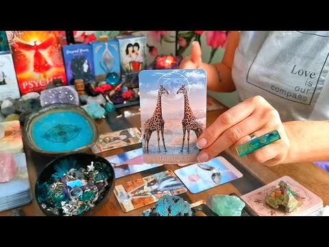 Видео: ВОДОЛЕЙ — «РЕДКАЯ ЛЮБОВЬ, КОТОРАЯ ГОРИТ ДОСТАТОЧНО ЯРКО, ЧТОБЫ ПРОДОЛЖАТЬСЯ, УЖЕ НА ПУТИ К ТЕБЕ!!...