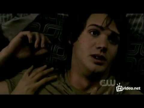 Видео: Дневники вампира "Мы не ангелы, парень..."