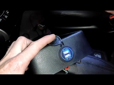 Видео: Toyota Voxy zwr80. Установка дополнительного USB входа для второго ряда.