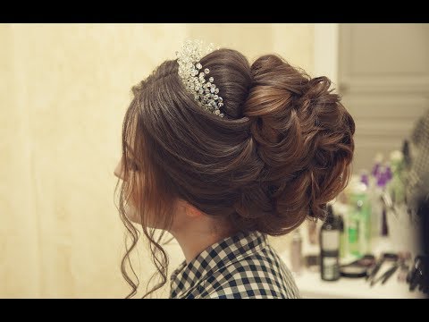 Видео: Wedding hair style. Coc din bucle.   Пучок на затылке из локонов. #hairstyle
