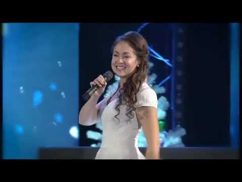 Видео: Алёна Петровская-метёт метель