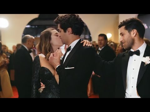 Видео: Публичный поцелуй Афры Сарачоглу и Мерта Рамазана Демира взорвал Интернет – фанаты не могут перес...