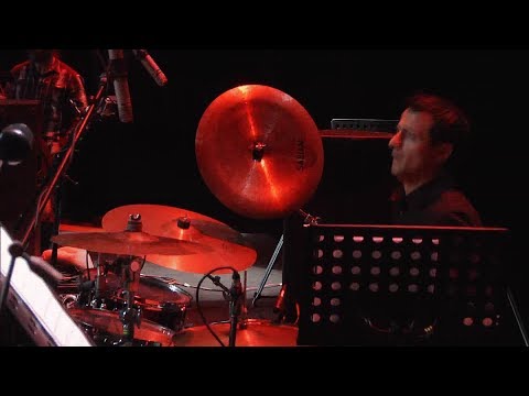 Видео: Чиж & Co - Перекресток (20 лет. Live в Crocus City Hall 15.11.2014)