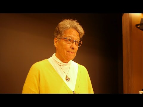 Видео: Фрагмент встречи-беседы с Фредерикой де Грааф