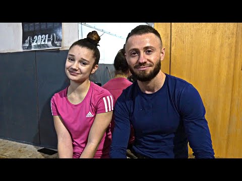 Видео: "ТРЕНИРАМ КАТО" - Бояна Костадинова - Иван Абаджиев методики