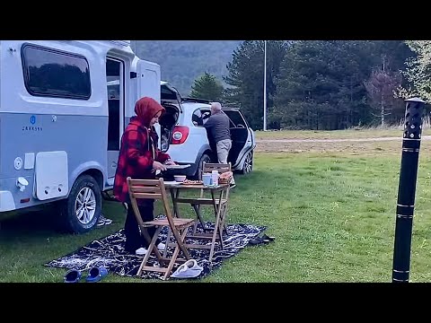 Видео: МЫ РАЗбили лагерь у малоизвестного лягушачьего озера.