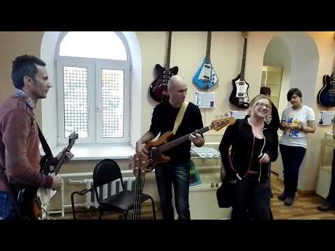 Видео: Как звучат Musima и Orfeus? Живое исполнение на выставке гитар