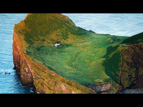 Видео: Кто живет в самом одиноком доме на Земле?