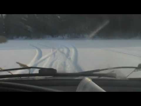 Видео: Форд мондео провалился под лёд