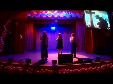 Видео: Праздничный концерт на День Отца