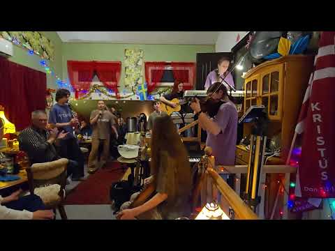 Видео: Поклонение Скинии в Эстонии .