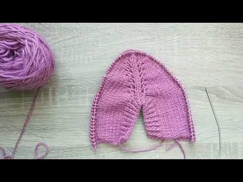 Видео: Тапочки для дома на двух спицах без сшивания.#вязание #knitting #тапочкиспицами