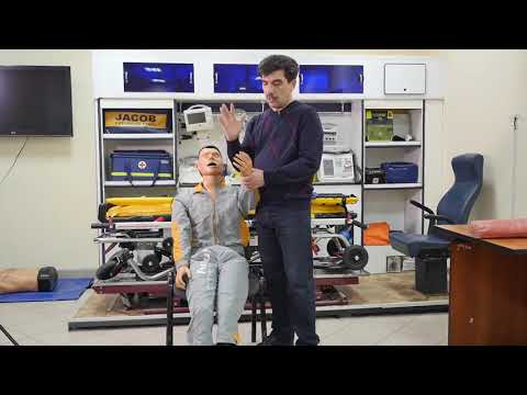 Видео: Первая помощь при ударе током