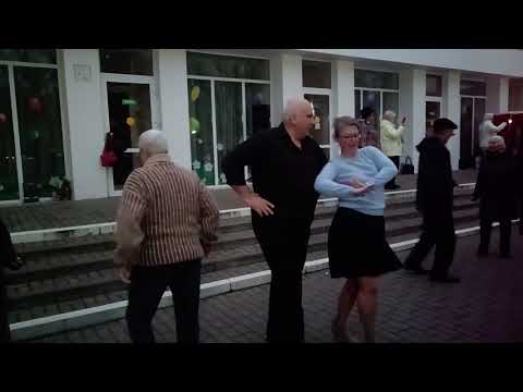 Видео: Одного...... 09.11.25 Гомель парк Луначарского 🥰💫