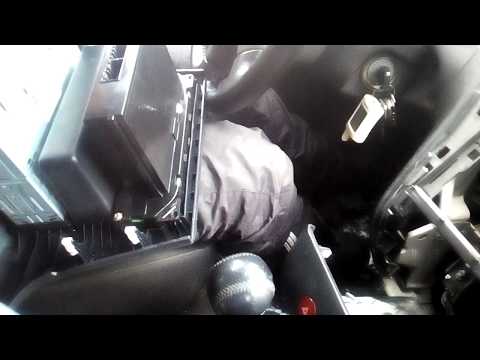 Видео: Снятие климат контроля Mitsubishi Outlander