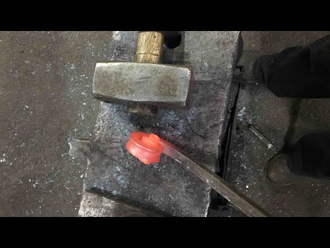 Видео: ковка завитка