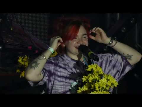 Видео: Алена Швец - Лучшие Подружки (Аврора, СПб 30.11.2019)