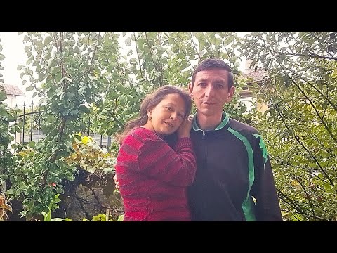 Видео: Какво е истинският живот на село? 🍇 Вкусът на грозде и ароматът на домашно вино! 🍷