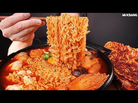 Видео: острая лапша SPICY TOFU NOODLES 🍜 KIMCHI EATING ASMR MUKBANG