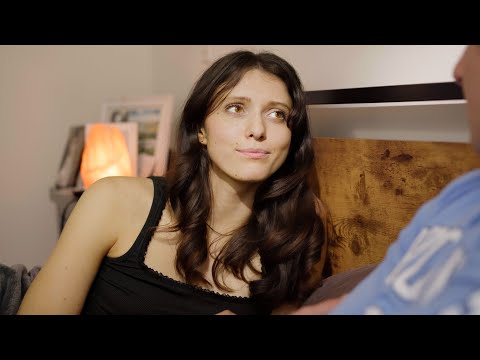 Видео: Когда она горячее тебя... и она это знает