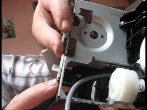Видео: Сборка принтера Epson stylus photo R295 часть 3