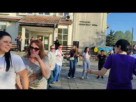 Видео: Странджанска китка - Галя Гильова