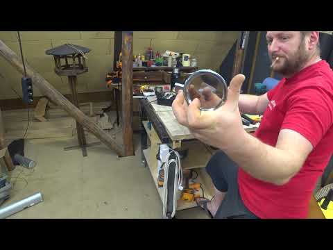 Видео: Нужна ли музыка в мастерской?