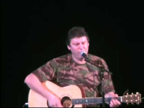 Видео: Черный Лукич - В листьях и иголках...