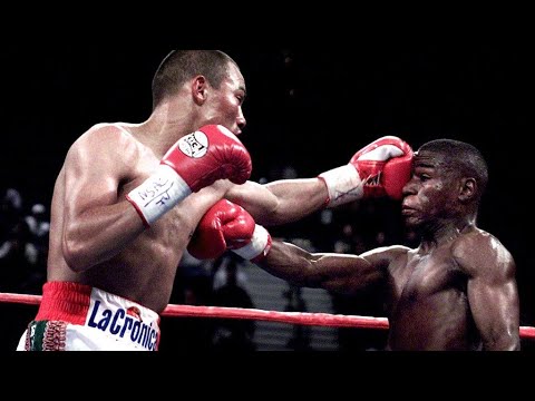 Видео: Флойд Мейвезер — Хосе Луис Кастильо (2002) / Легендарные бои