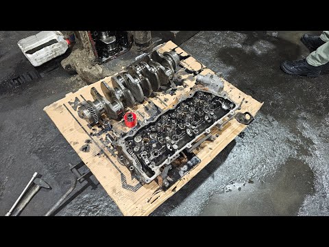 Видео: ОБРАТНАЯ СТОРОНА АВТОЭВАКУАЦИИ / ISUZU NPR75 РЕМОНТ ДВС