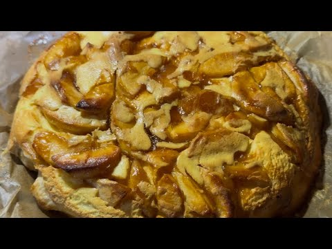 Видео: Вкуснейший Яблочный Пирог на Слоеном Тесте ￼