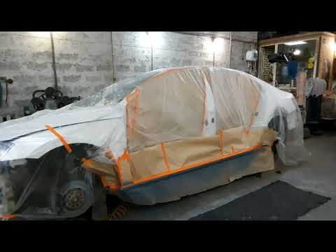 Видео: SKODA SUPERB (#3) - Ремонт переднего бампера, нанесение антигравия на порог авто.