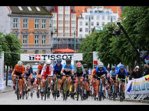 Видео: Велоспорт. Чемпионат Мира 2017. Групповая гонка. Юниорки.